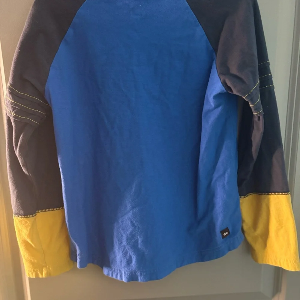 Tea Collection Blue and Yellow Raglan Tee - Picture 5 of 9